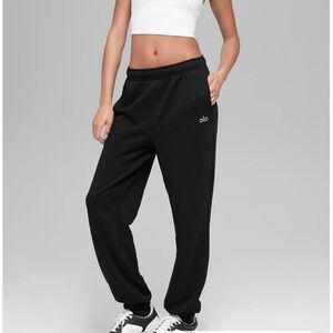 Alo yoga Accolade Sweatpant size small